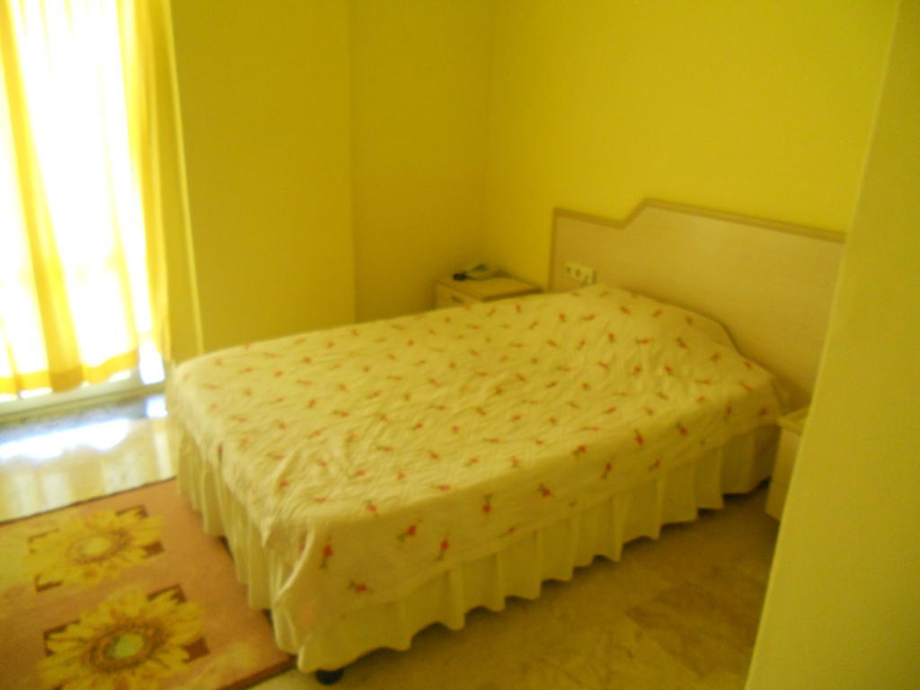 Baris Hotel Erdemli Room photo
